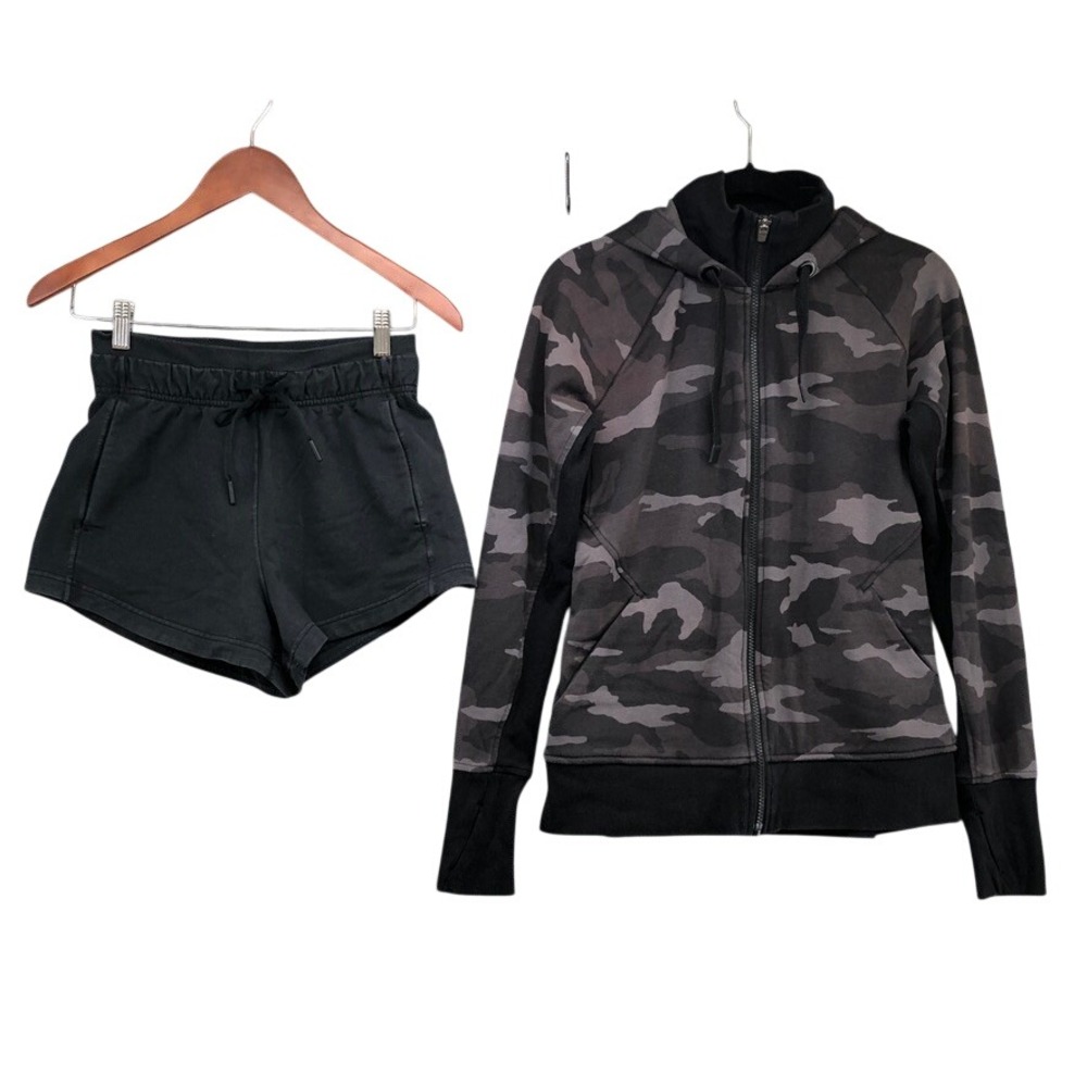 Lululemon Athleta Activewear Set Women S/4 Black Camo Hoodie Shorts‎ Bundle